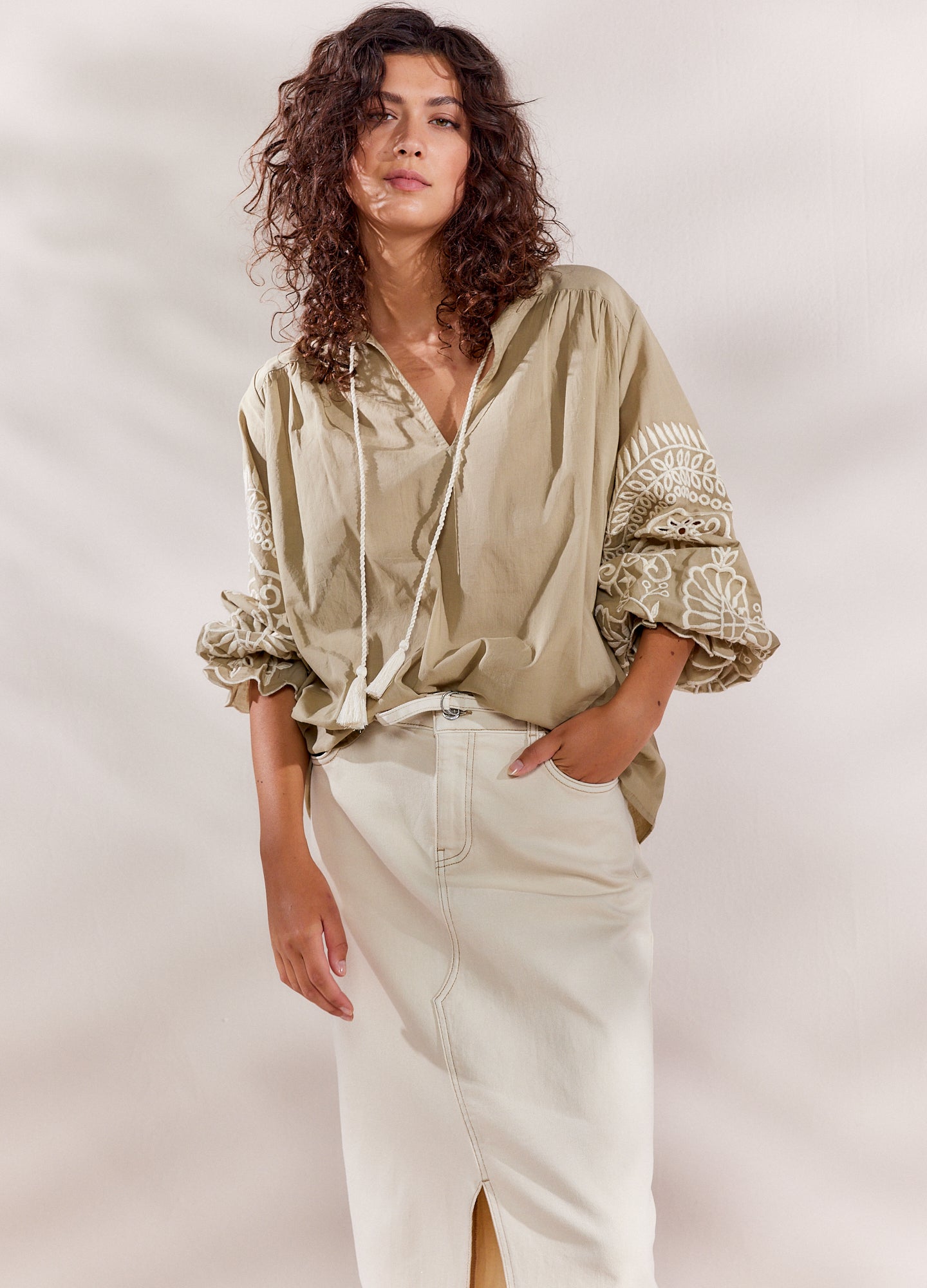 Summum Woman | Top ivory embroidery - green lentil - 2s3052-12007