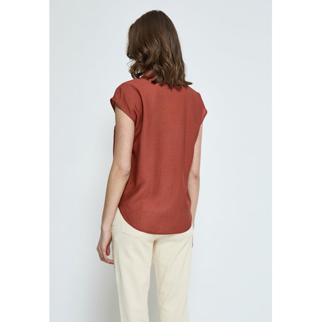 Peppercorn | Naline sleeveless shirt - brandy brown - PC7016