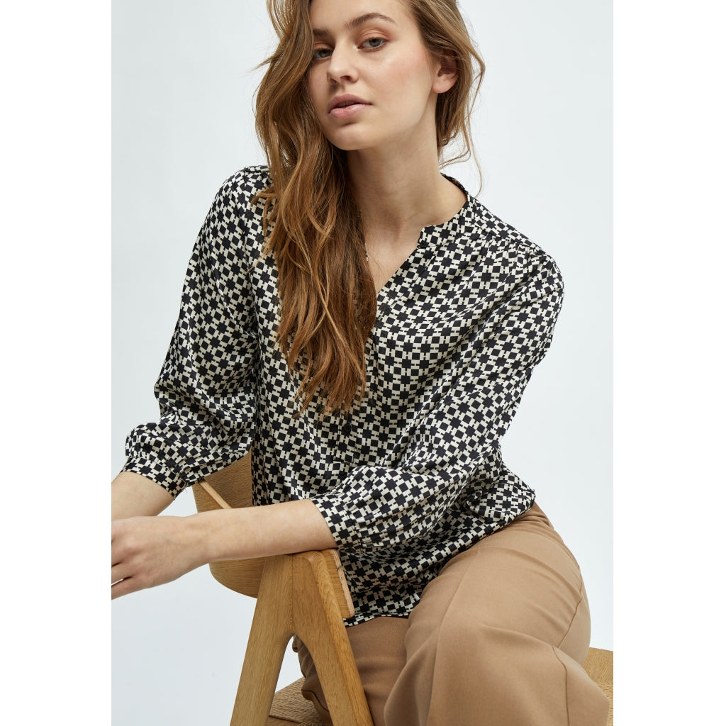 Peppercorn| odine 3/4 sleeve blouse - black print