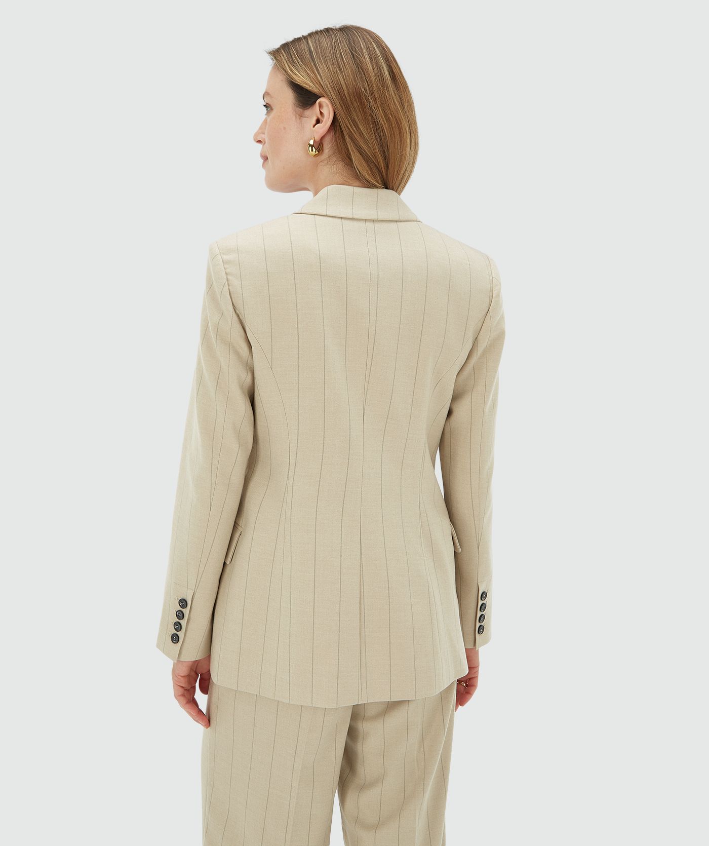 Josh V. | Pleun Light Beige