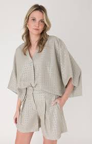 Greek Archaic Kori | shortje all-over borduurselprint - light grey/gold - S25K-310403