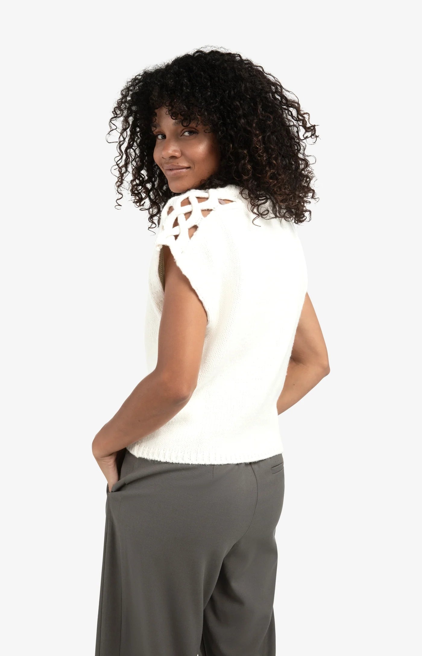 YAYA | Sleeveless Sweater Cable Details Wool White