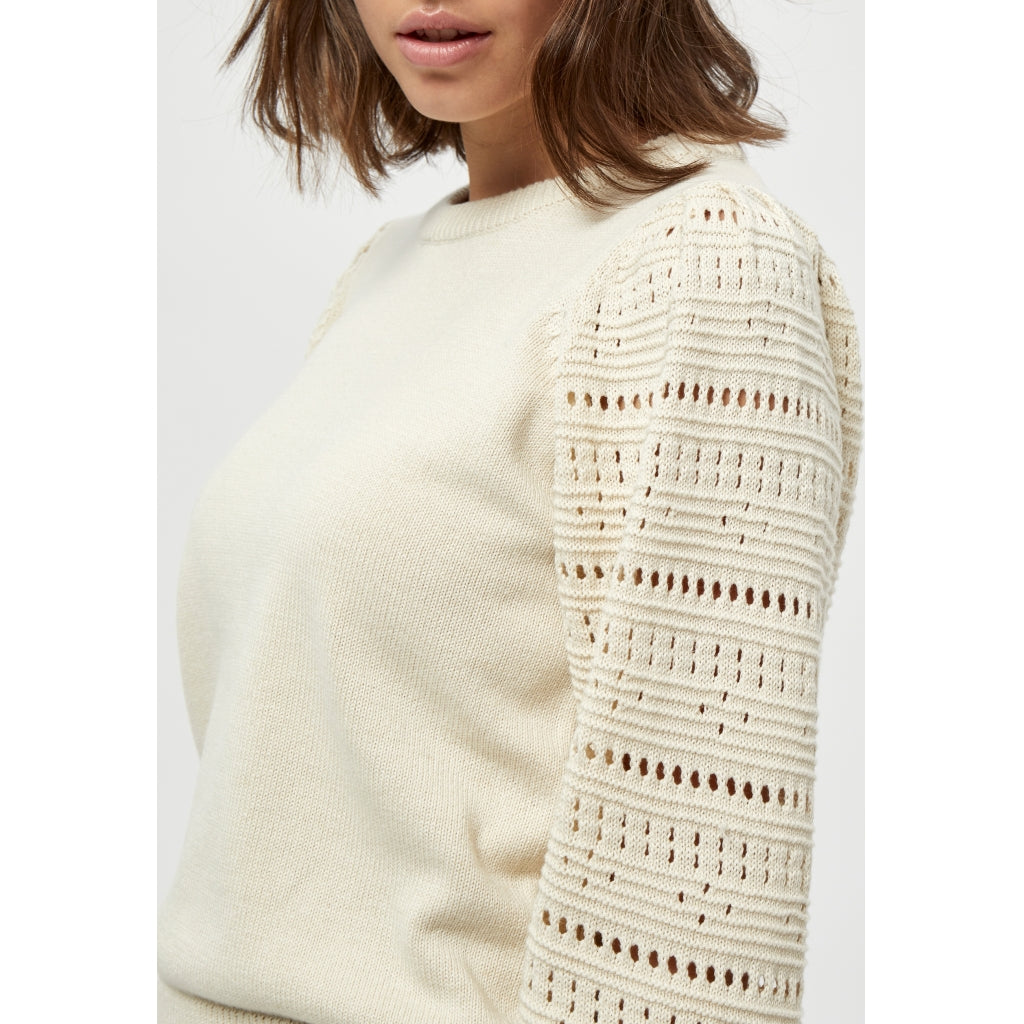 Peppercorn | Destina - almond milk