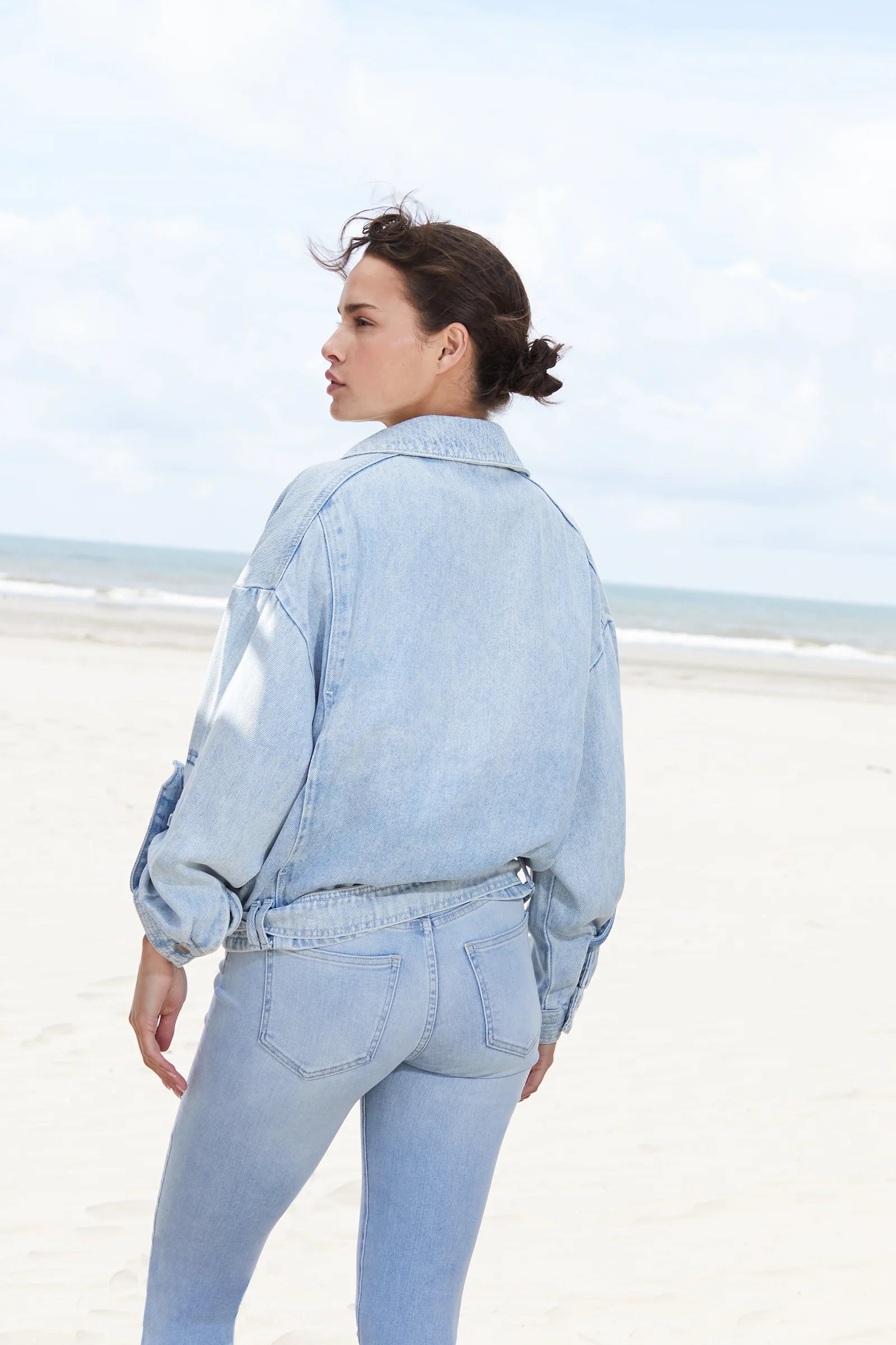 Homage | Sarah Stretchy Straight Jeans - Light Bright Blue - H-CS23M27