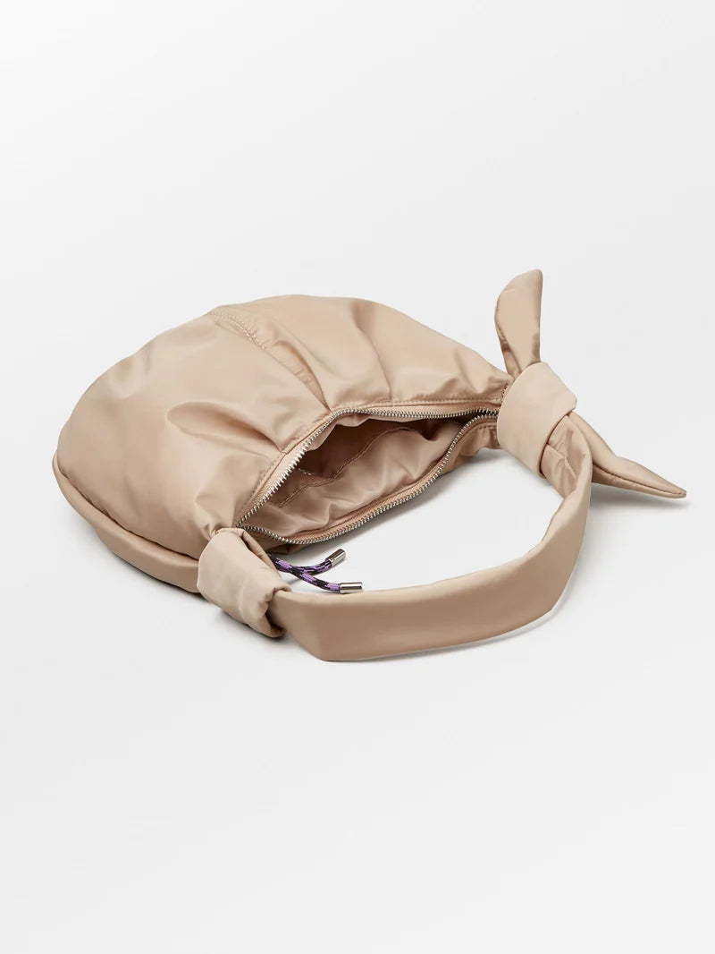 Beck Söndergaard | Relon Moonie Mini Semolina