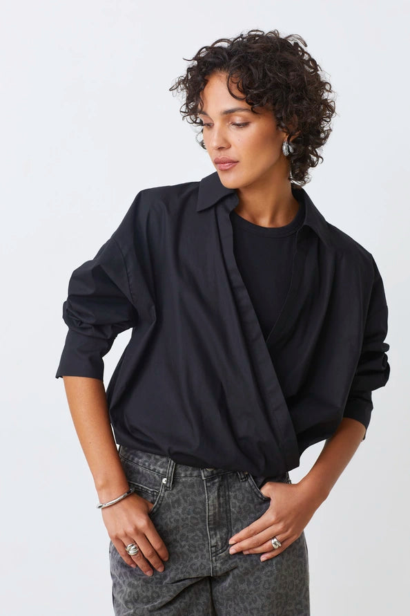 Suncoo | Biologisch Katoenen Wikkelblouse Zwart