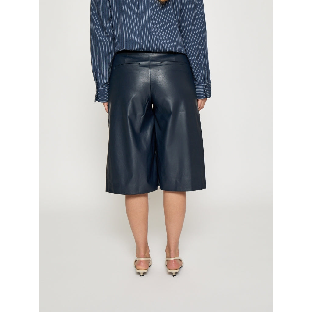 Minus | Tasja Bermuda Blauw