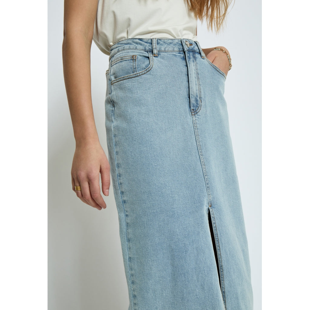 Peppercorn | Fione long skirt - light blue wash