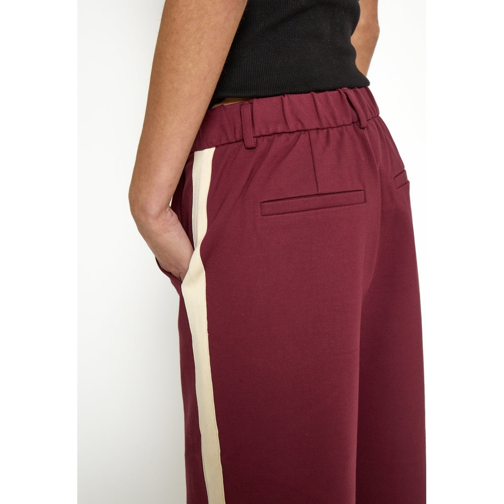 Minus | Zeline Mid Waist Pants Bordeaux