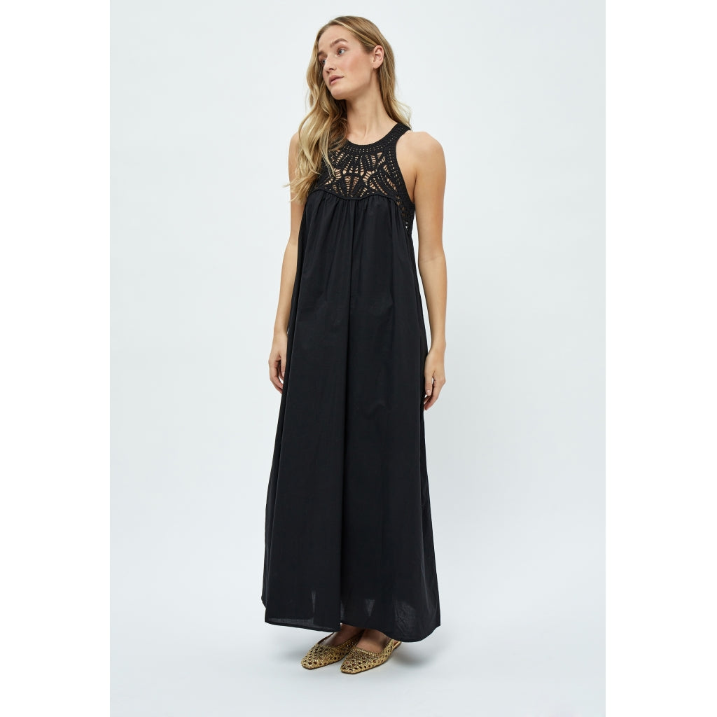 Peppercorn | nadina maxi dress - black