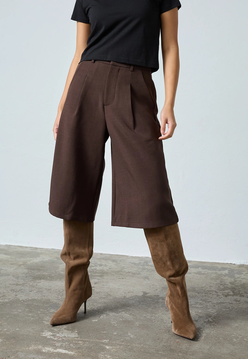 Sisters Point | Great Shirt Dark Chocolate