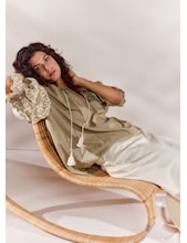 Summum Woman | Top ivory embroidery - green lentil - 2s3052-12007