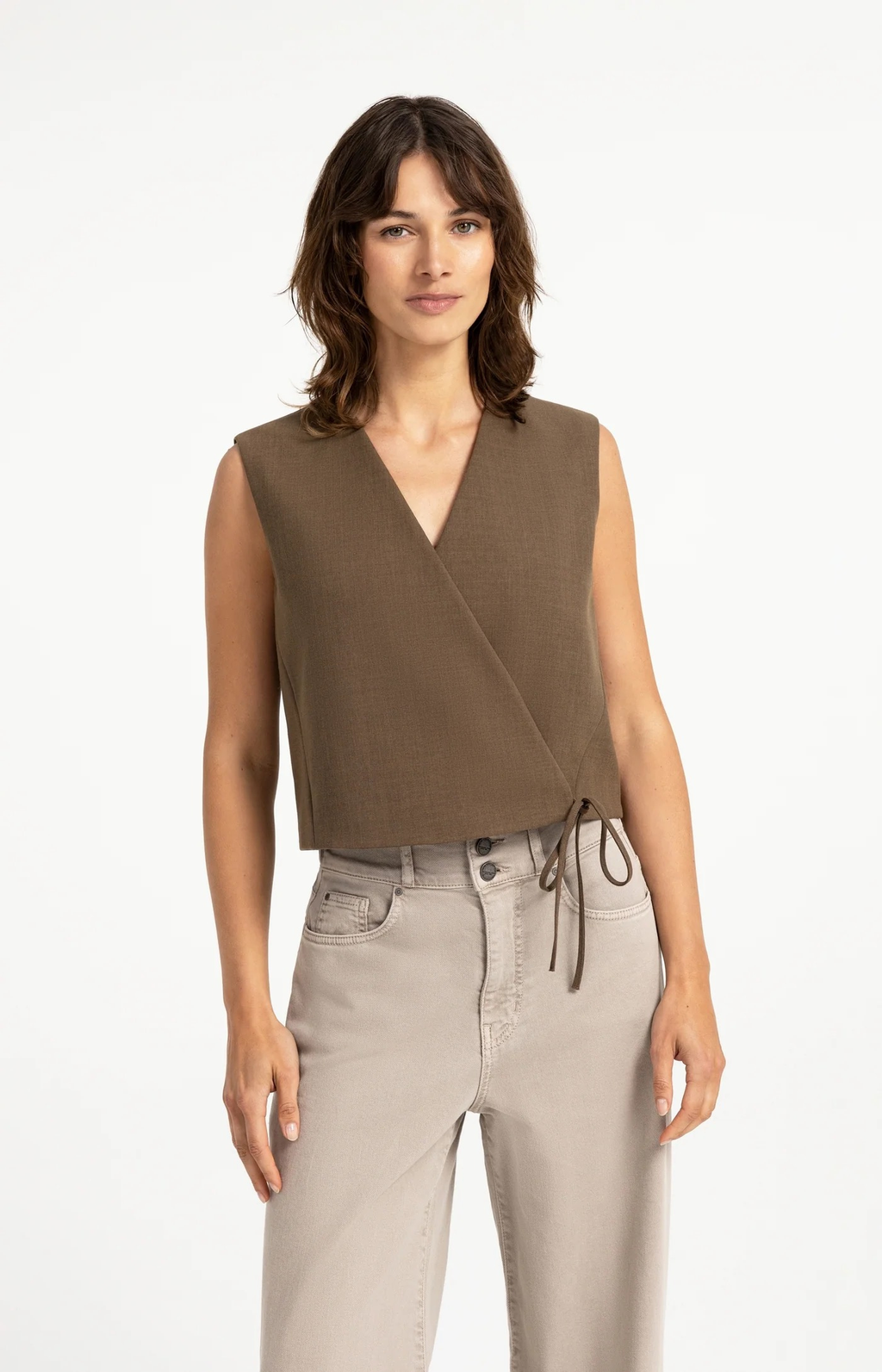 YAYA | Geweven gilet met overslag details en striksluiting - Teak Brown
