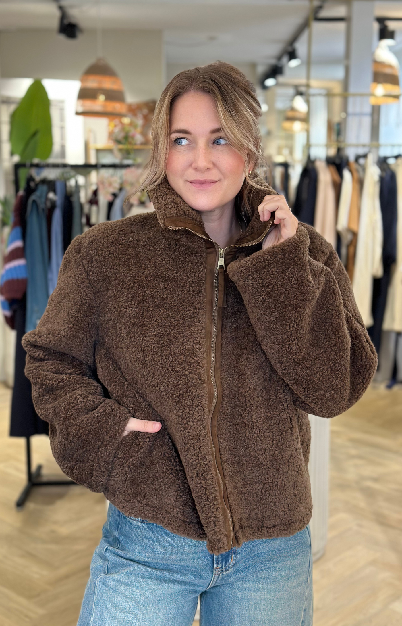 The Clothed | Regina Jacket Coffee