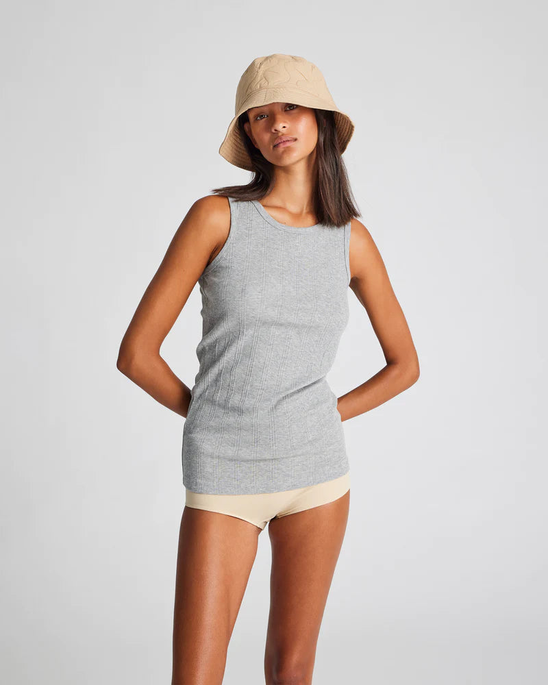 Gai+ Lisva | Alberte S'less silk top light - grey melange