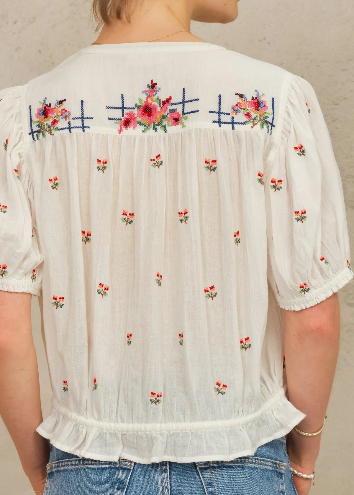 M.A.B.E. | Harlie Short Sleeve Top - Ecru/Multi