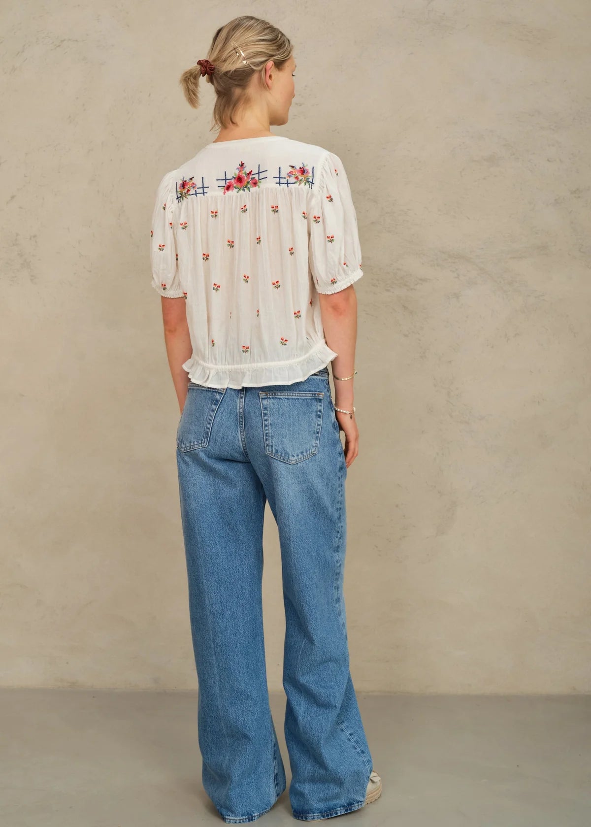 M.A.B.E. | Harlie Short Sleeve Top - Ecru/Multi