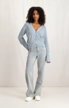 Yaya | Vest met een V-hals, knopen en lange wijde mouwen - 01-010056-402