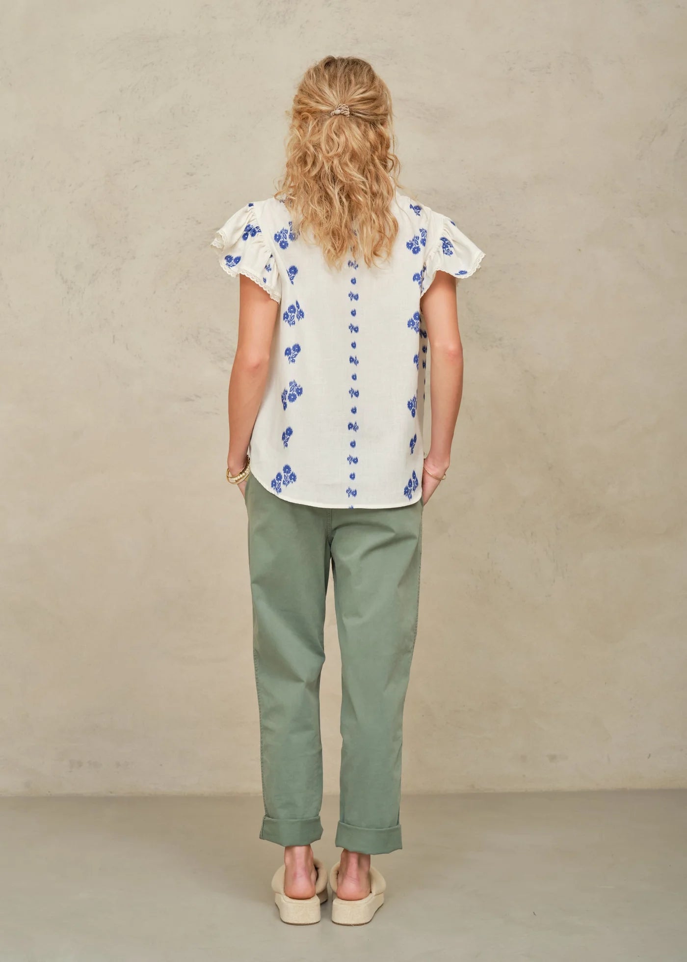 M.A.B.E | Iris Frill Short Sleeve Top Blue