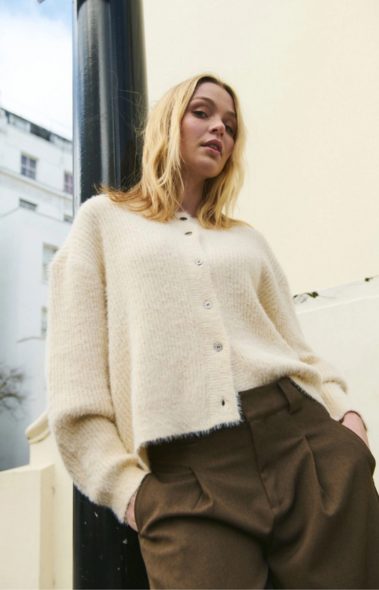 Circle of trust | Audrey Cardigan Cosy White