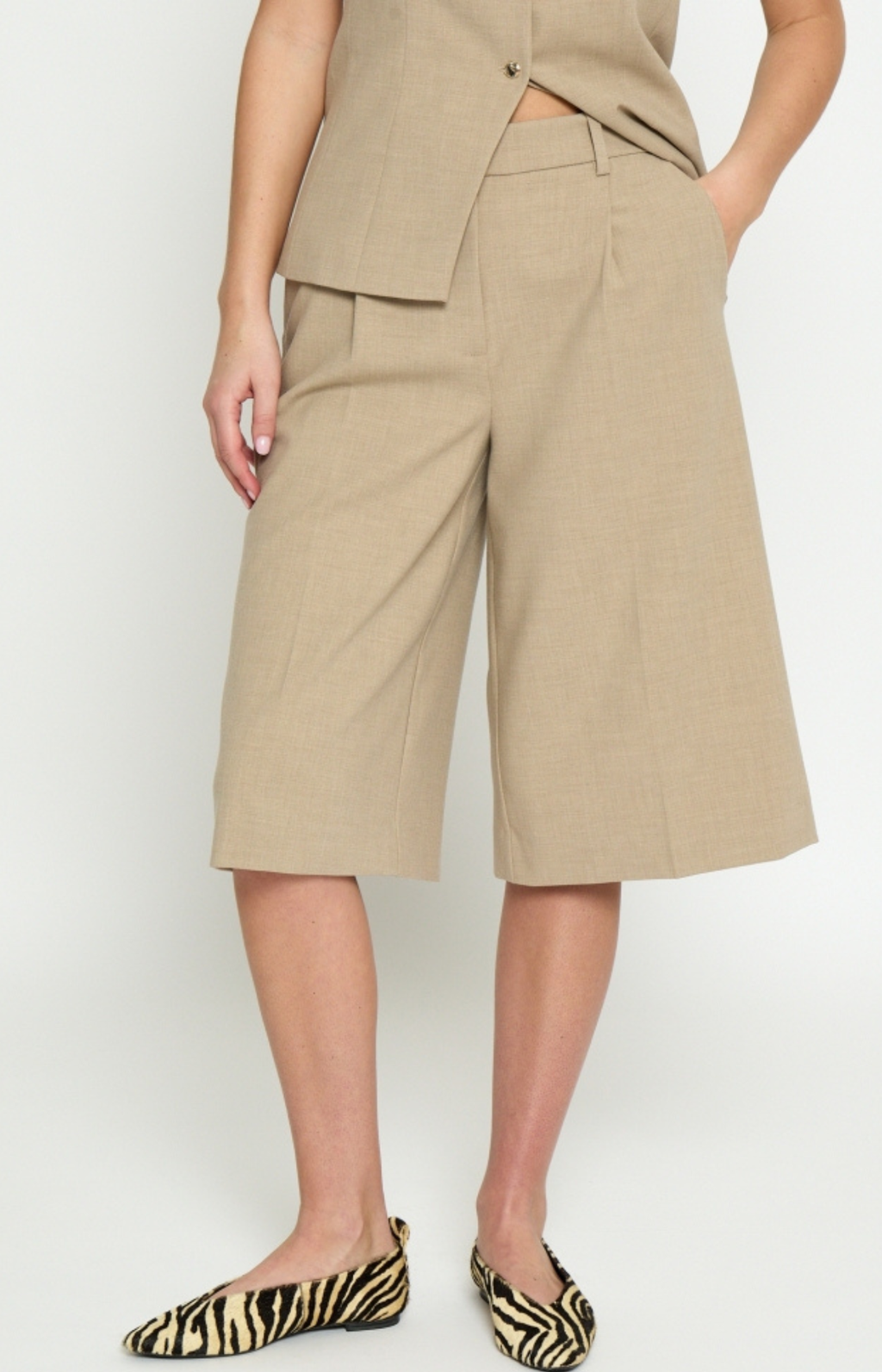 Minus | Famey Bermuda Shorts