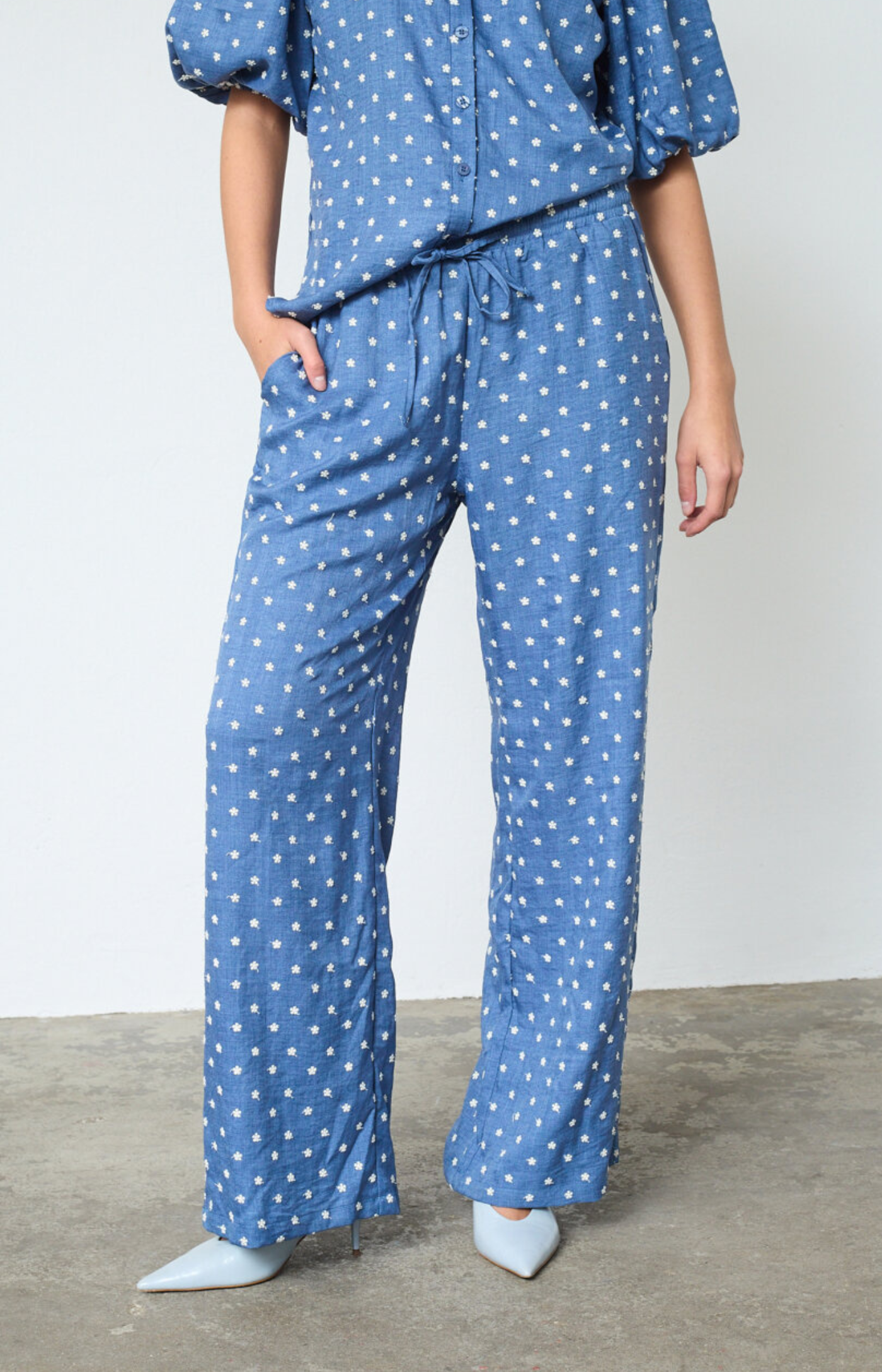 Sisters Point | Ella Pantalon Blue Flower