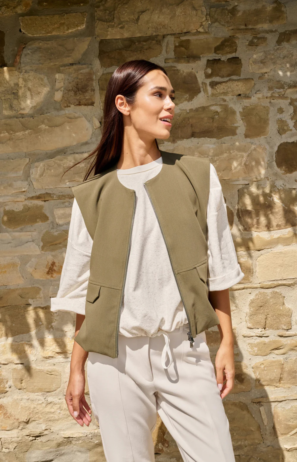 YAYA | Mouwloos Geweven Jasje Met Ballonvormige Zoom Army Green