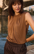 YAYA | Sleeveless Top Pleated Neckline Detail Foxtrot Brown