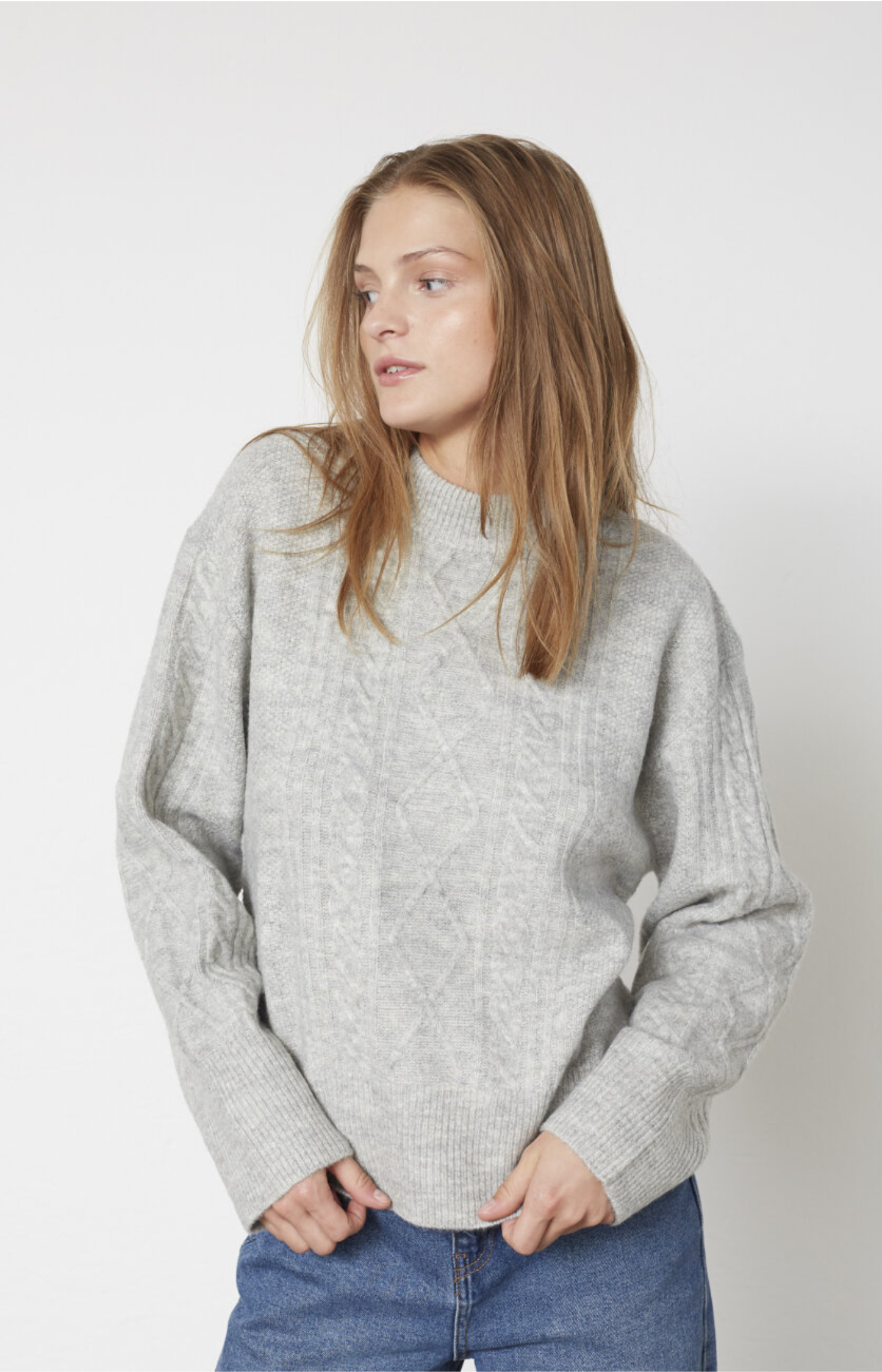 Sisters Point | Hoka Pu Grey Mel