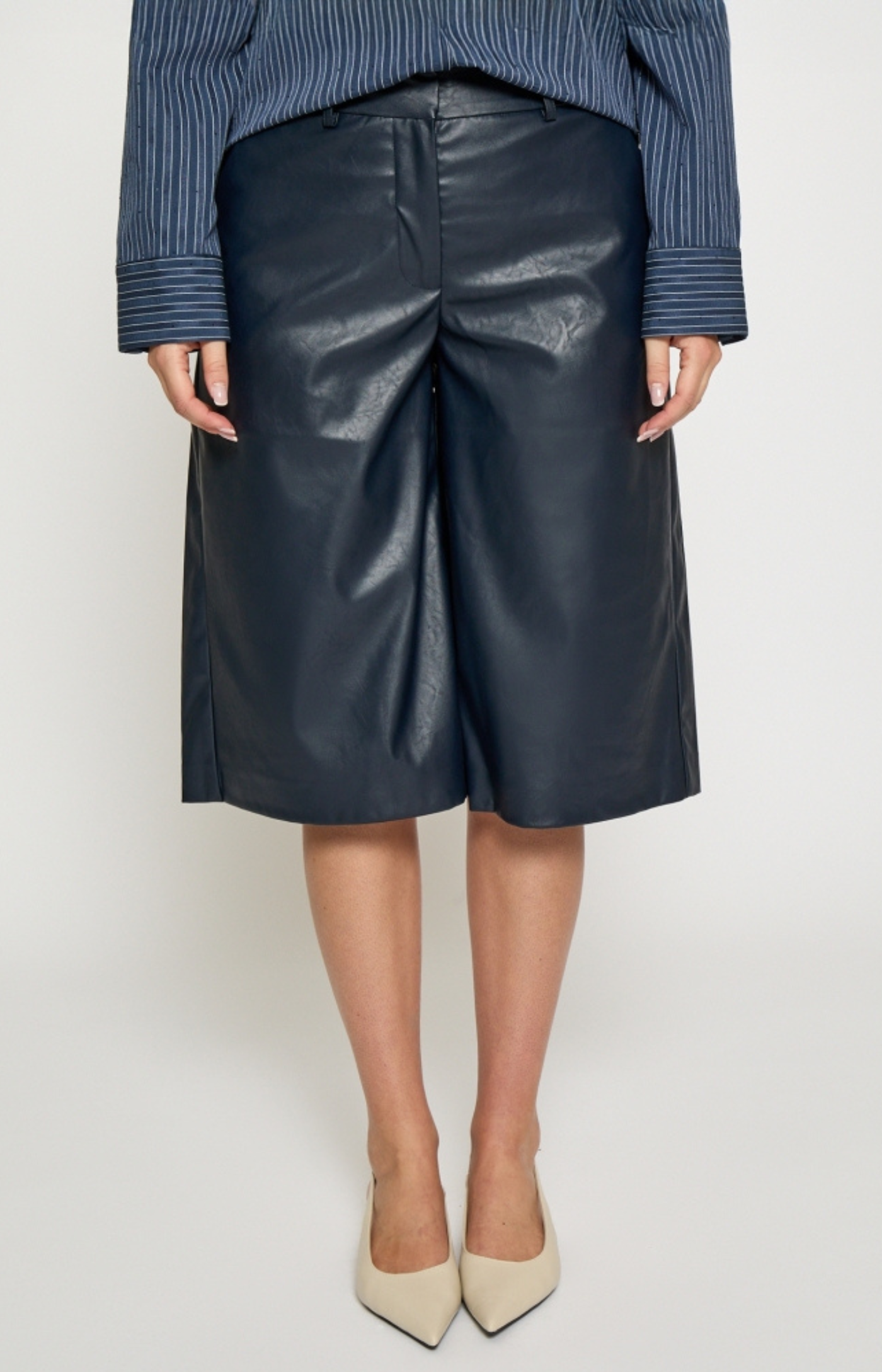 Minus | Tasja Bermuda Blauw