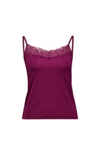 Sisters Point | Kanten Top Bordeaux