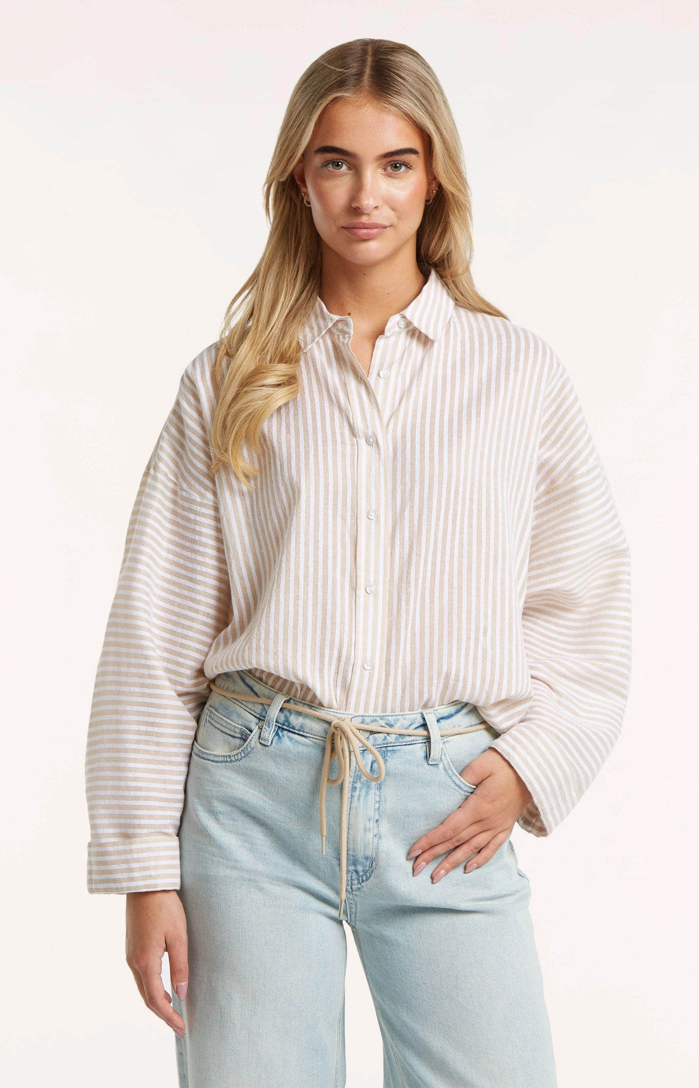 Circle of Trust | Elena Blouse Safari Tan