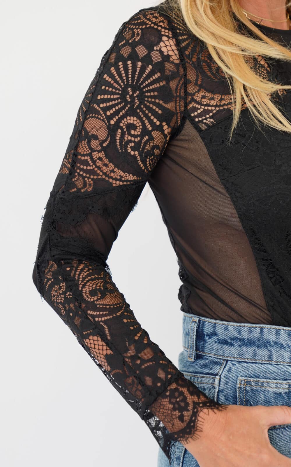 EST'SEVEN | Kalila Body Black