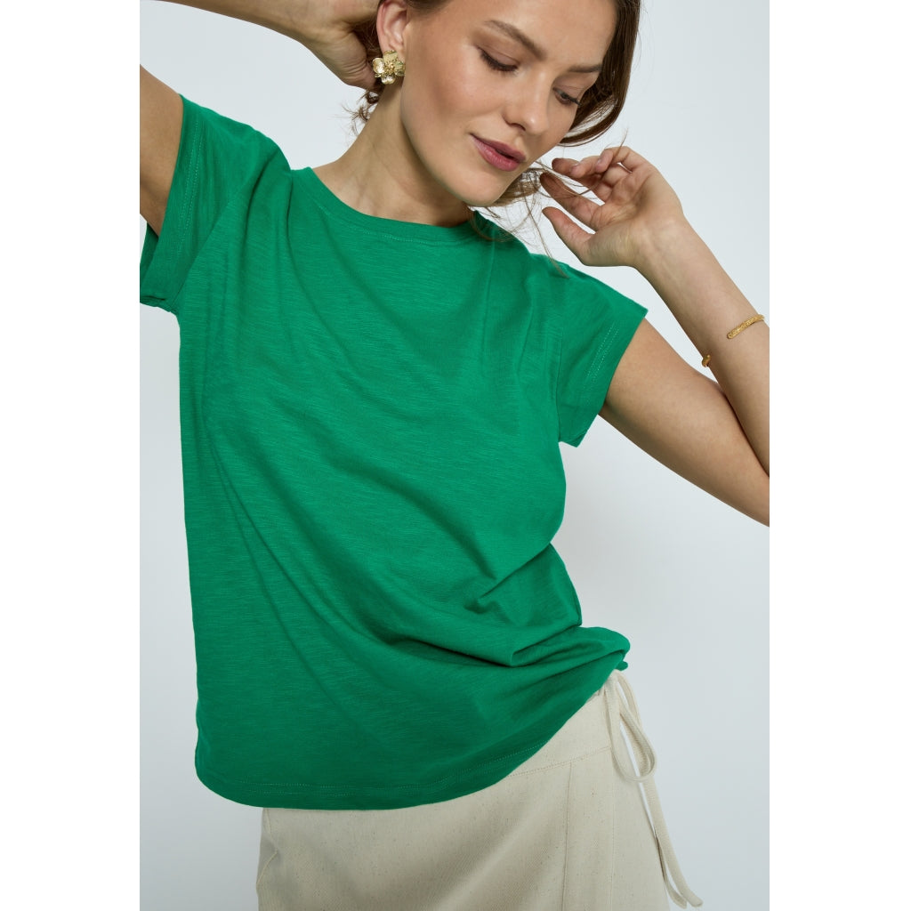 Minus | Leti tee - golf green