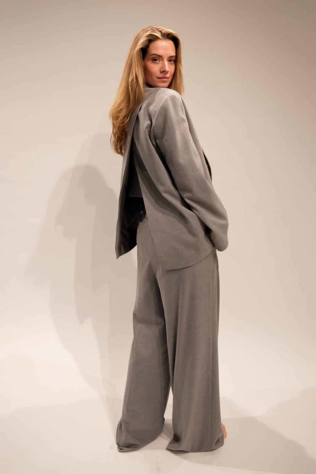 EST'SEVEN | Jildau Trouser #2 Light Grey – 10