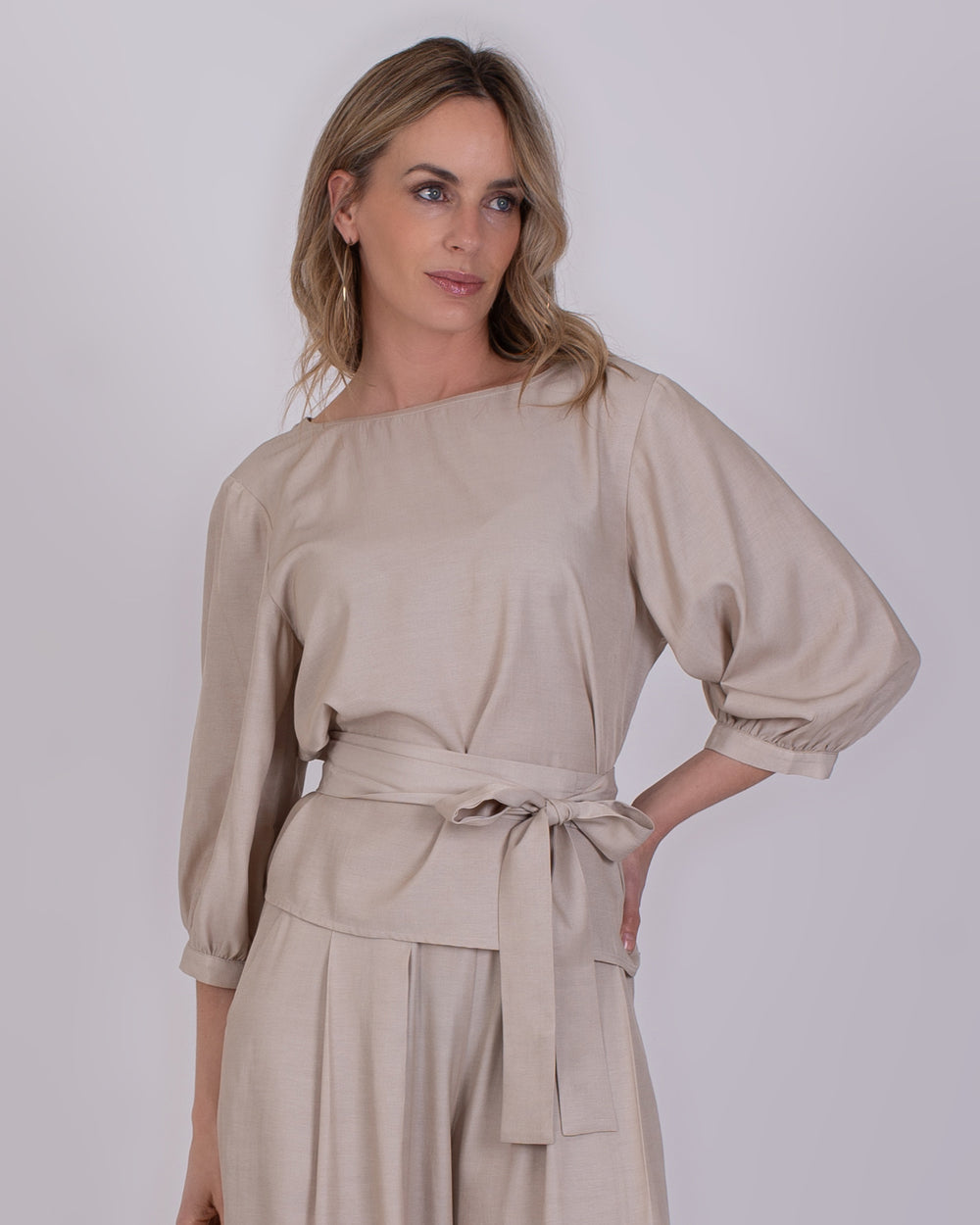 The Clothed | Riyad Dames Blouse Pale