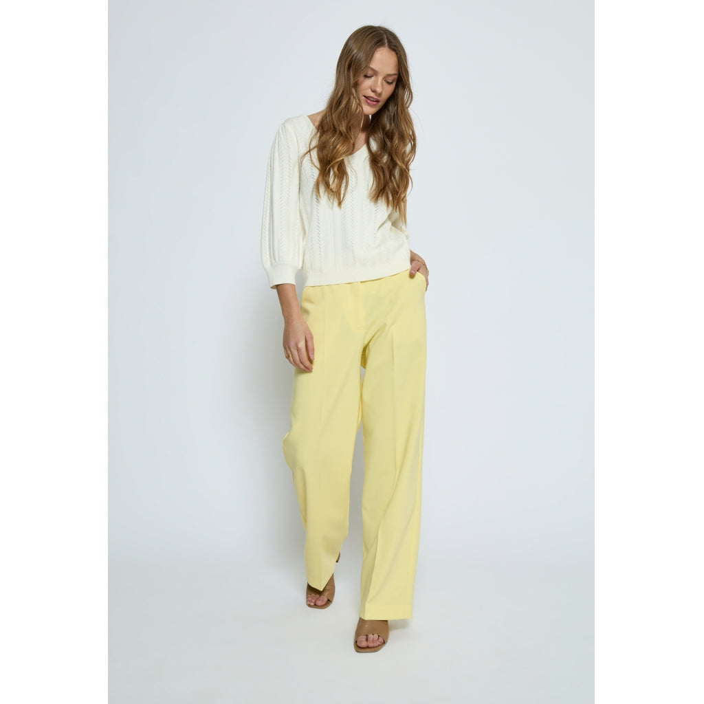 Peppercorn | Rosalia 3/4 sleeve v-neck pullover - cloud dancer - PC7829