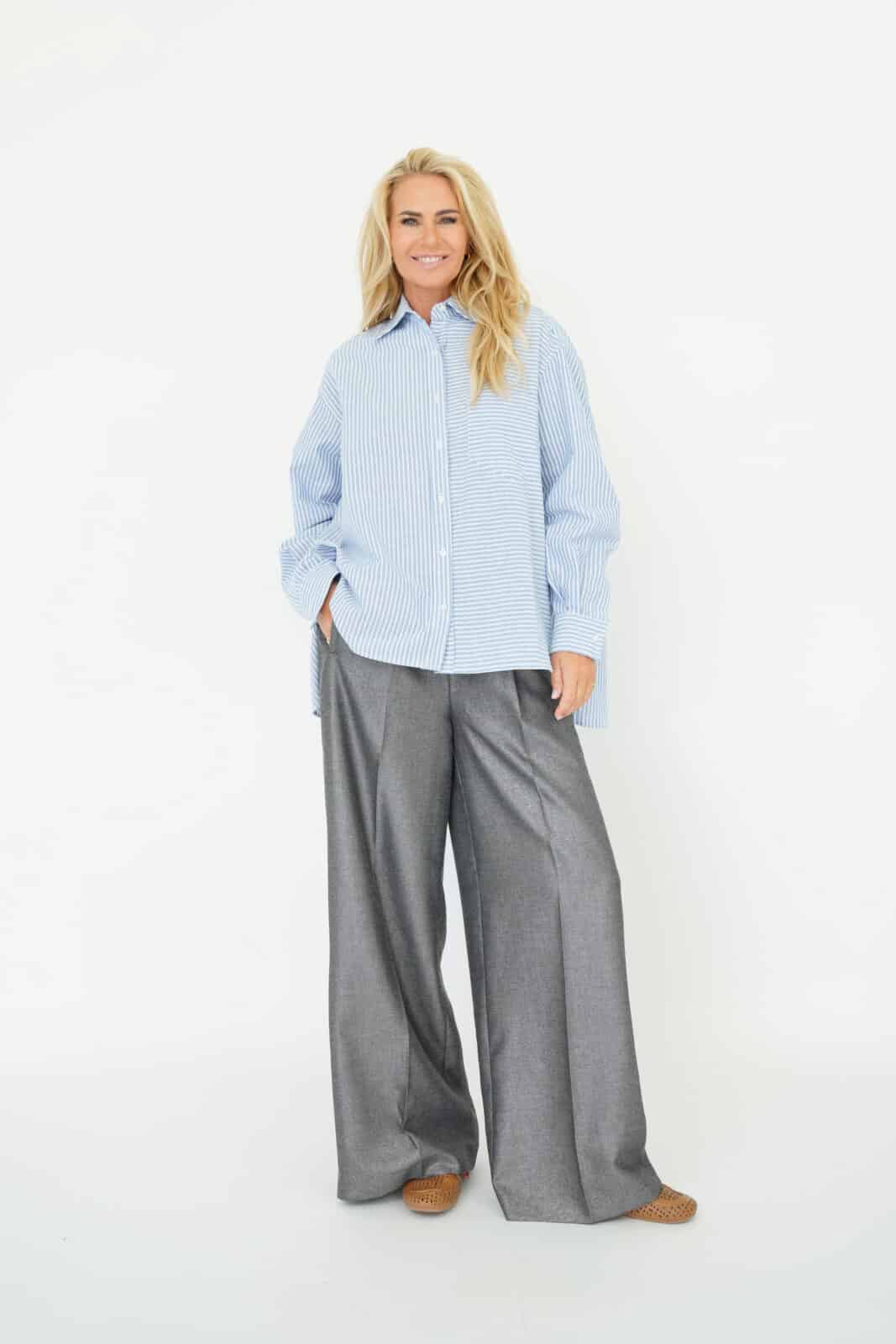 EST'SEVEN | SOUTH BLOUSE Blue – White Oxford Digi Stripe