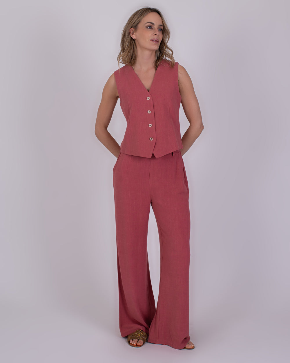 The Clothed | Surat Dames Gilet Raspberry