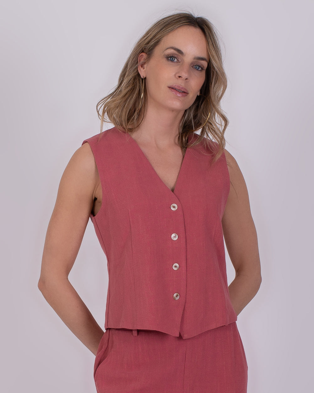 The Clothed | Surat Dames Gilet Raspberry