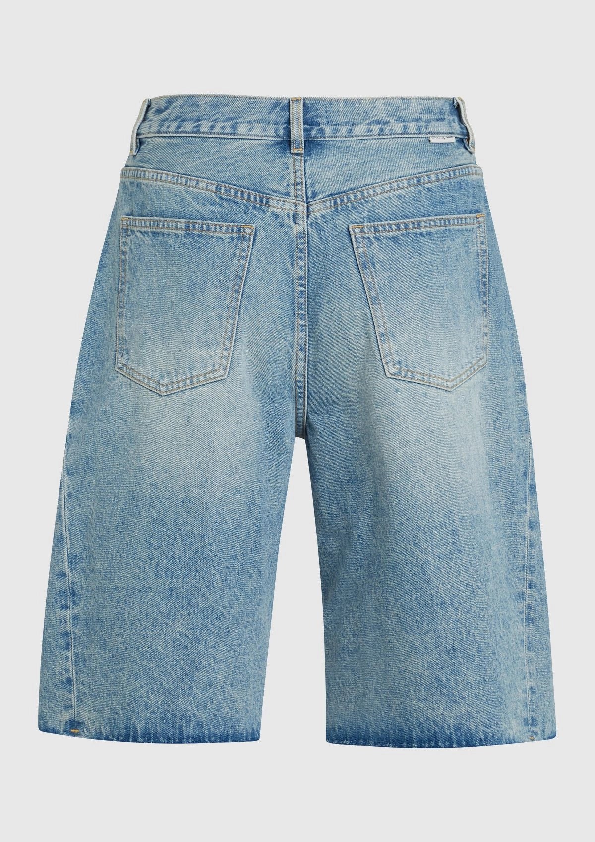Circle of Trust | Tatum Short Sea Note Blue Wash