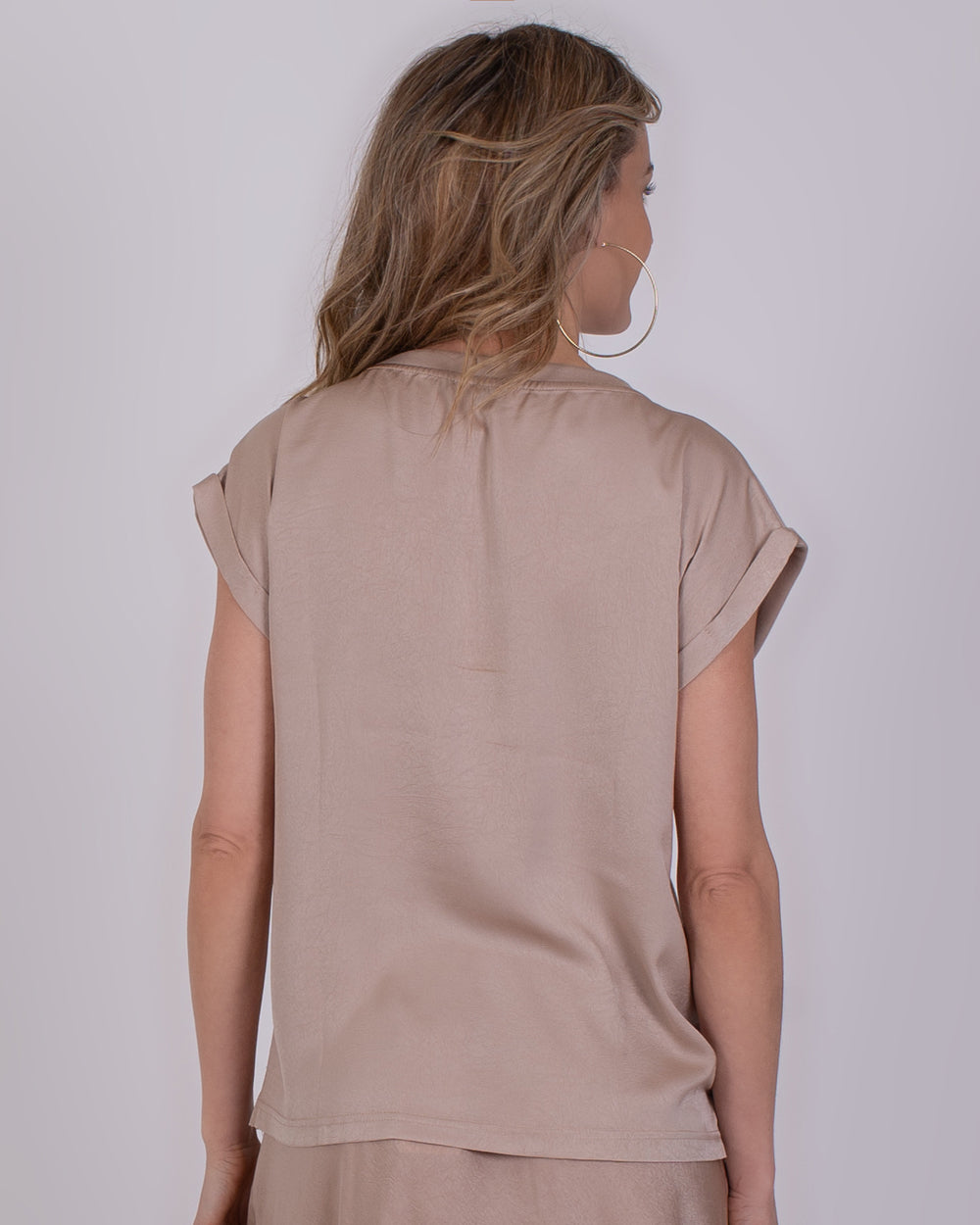 The Clothed | Troje pale