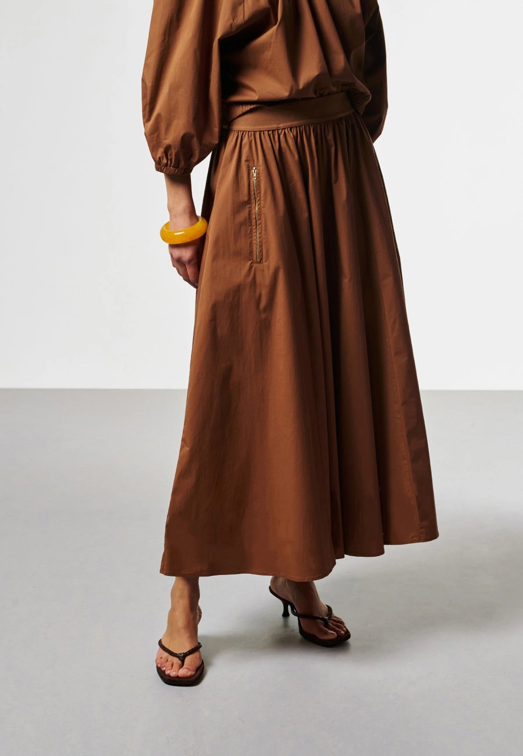 Aaiko | Rixt Rok Hazelnut