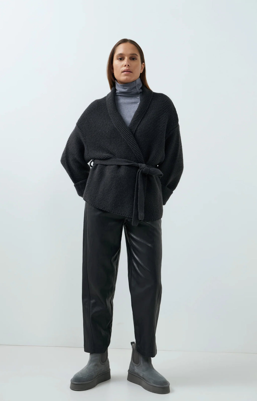YAYA | Faux Leather Carrot Fit Trousers Hole Black