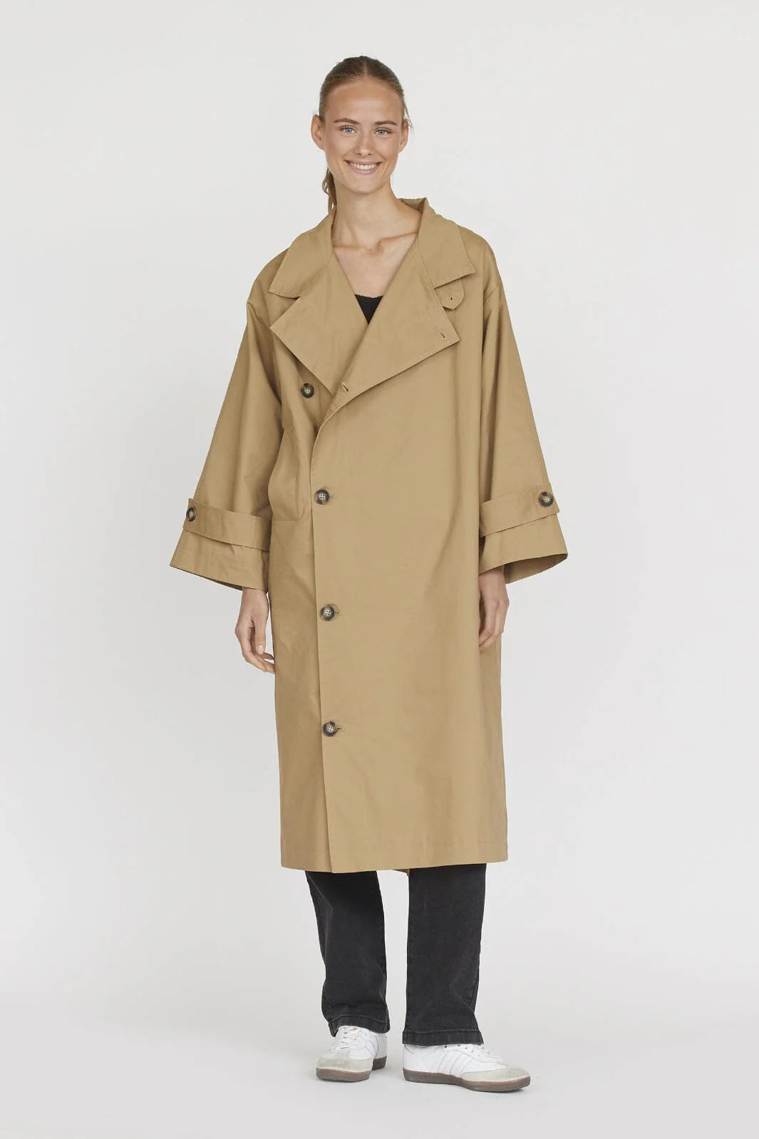 Sisters Point | Dar 'n Trenchcoat Camel
