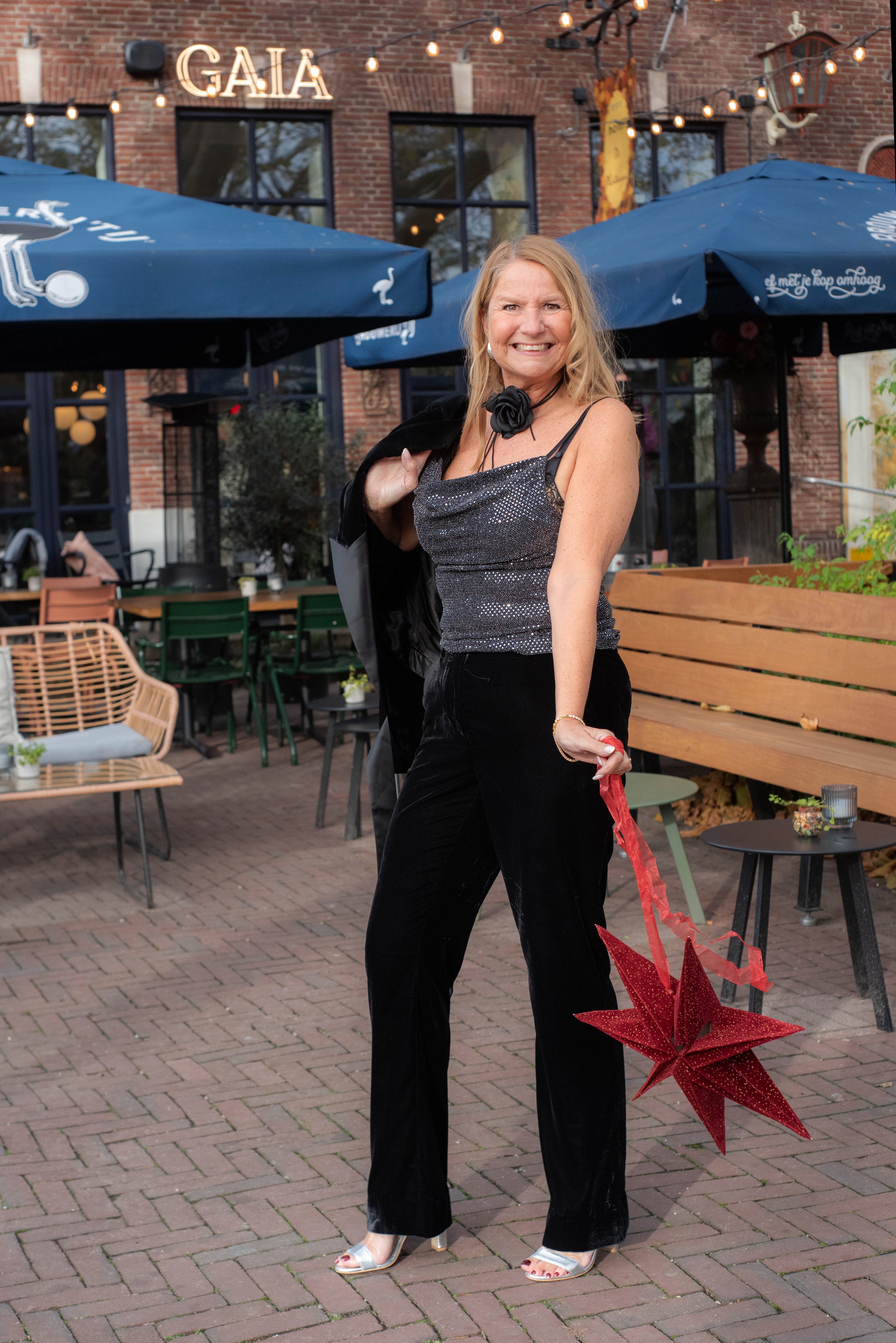 Sisters Point - topje black/gun metal - CACHO-T1