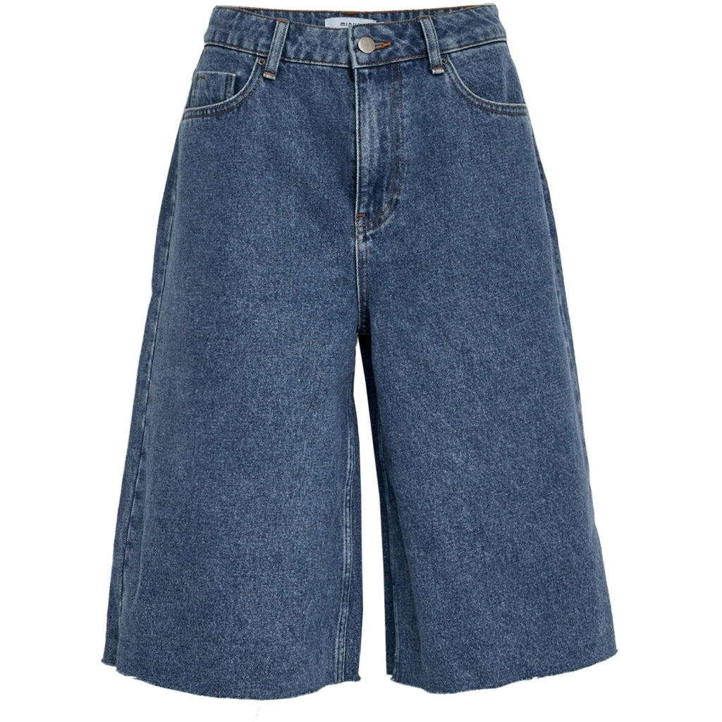 Minus | Kaddi Bermuda Shorts