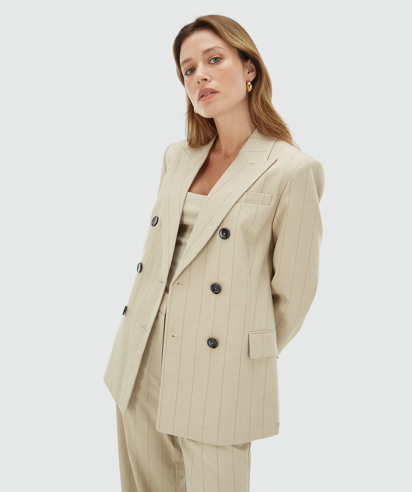 Josh V. | Pleun Light Beige