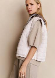YAYA | Omkeerbare gewatteerde bodywarmer met ritssluiting - beige - 02-021005-508
