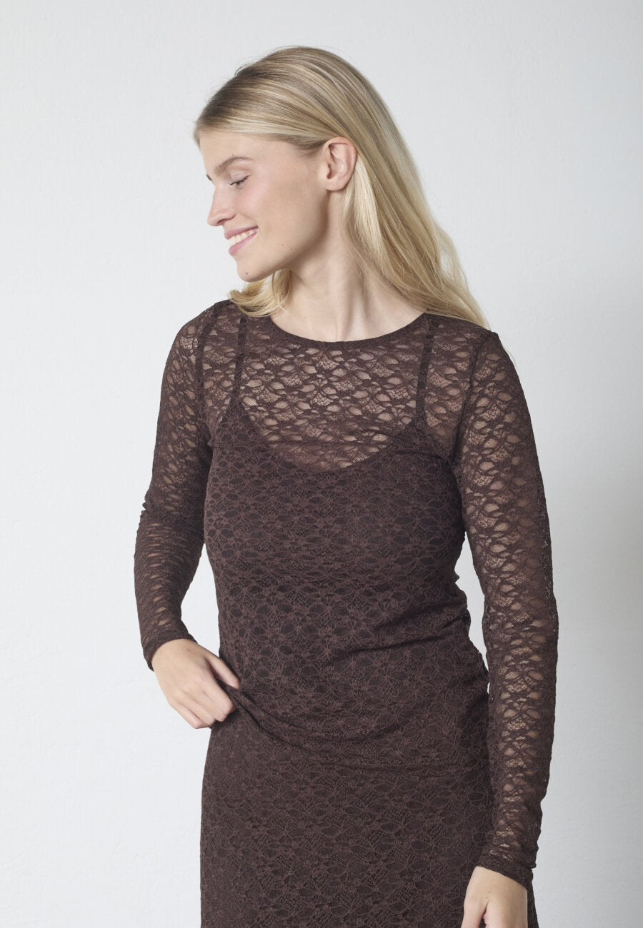 Sisters point | Lace Top Bruin